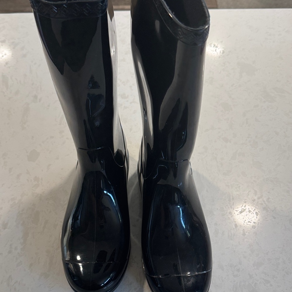 UGG Glossy Rain Boots S 10
